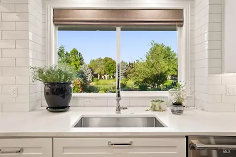 Kitchen - 1100 S Arbor Island Way, Eagle, ID 83616 photo 3 of 5
