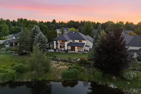 1100 S Arbor Island Way, Eagle, ID 83616
