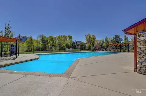 Exterior - 830 E Thunderbird Ct, Eagle, ID 83616 photo 9 of 10