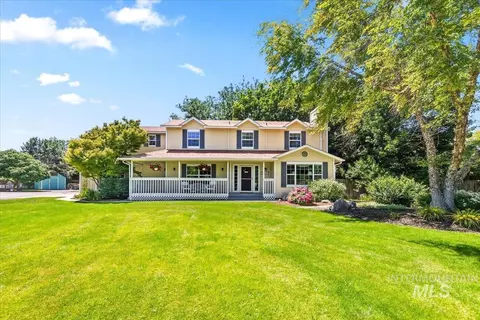7201 W El Caballo Dr, Boise, ID 83704