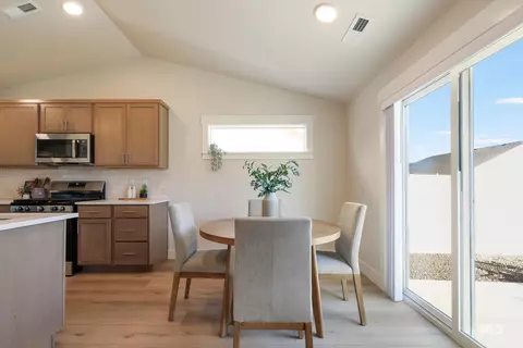 Dining - 556 Brads Pl, Twin Falls, ID 83301 photo 1 of 1