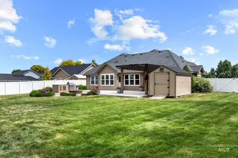 14940 Alkmaar St, Caldwell, ID 83607 photo 2