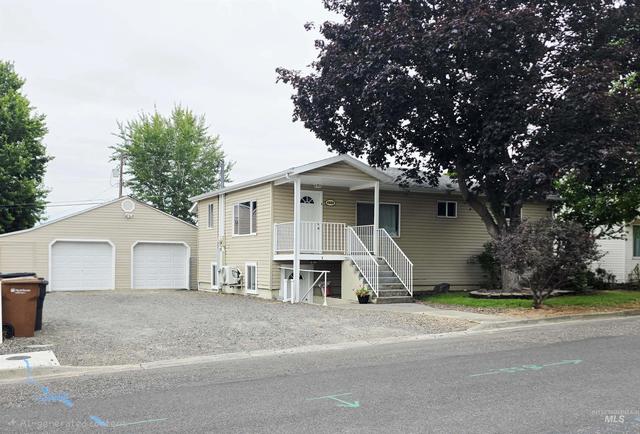 1225 Mccarroll St, Clarkston, WA 99403