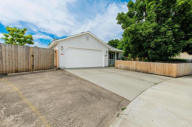 2212 Orion Ave, Nampa, ID 83651