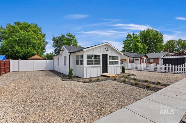 312 E Idaho Ave, Meridian, ID 83642