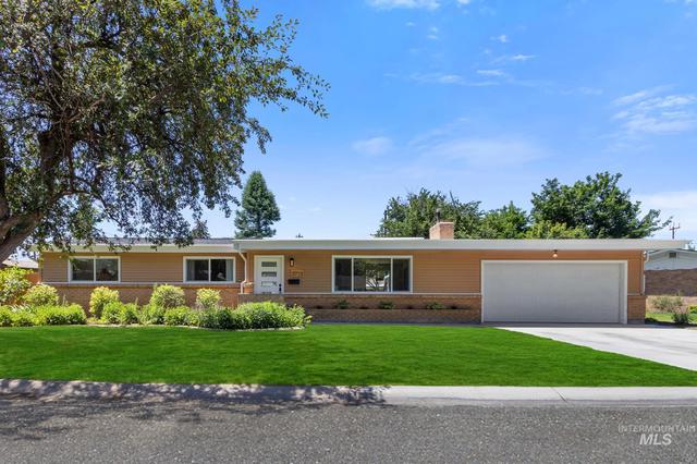 2713 S Laurelhurst Dr, Boise, ID 83705