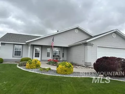 2335 Garey Ln, Filer, ID 83328
