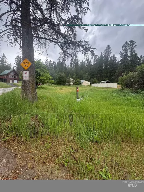 401 Basque Rd, Cascade, ID 83611 photo 5