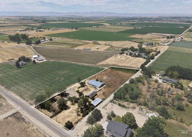 8453 S Mcdermott Rd, Kuna, ID 83634