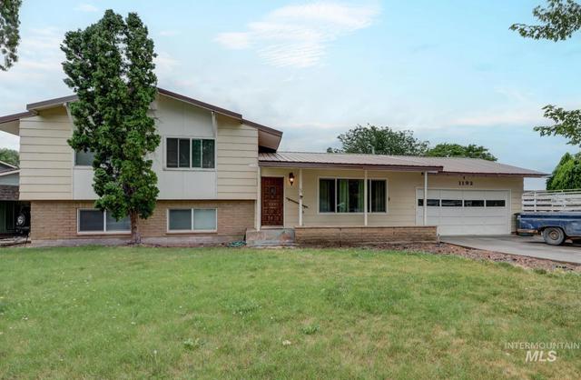 1192 SW 12th Ave, Ontario, OR 97914