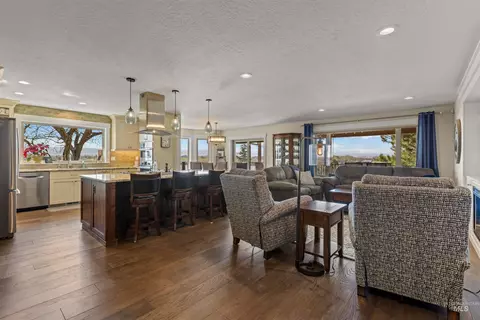 Kitchen - 20796 Lowell Rd, Caldwell, ID 83607 photo 1 of 8