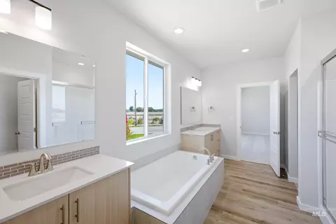 Bath - 7272 W Trumbull Ct, Eagle, ID 83616 photo 7 of 7