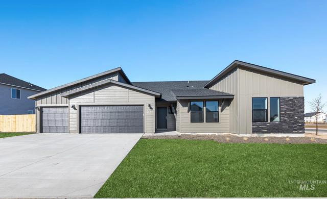 3831 E White Plains St, Nampa, ID 83686