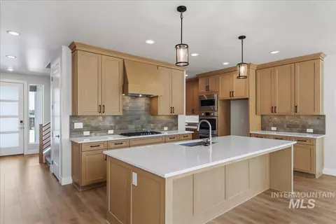 7929 W Flathead Lake St #EVERGREEN, Eagle, ID 83616 photo 4