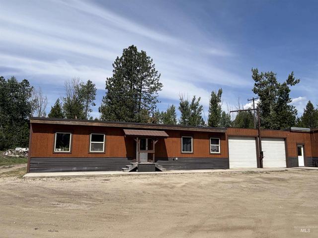 941 S Main St, Cascade, ID 83611