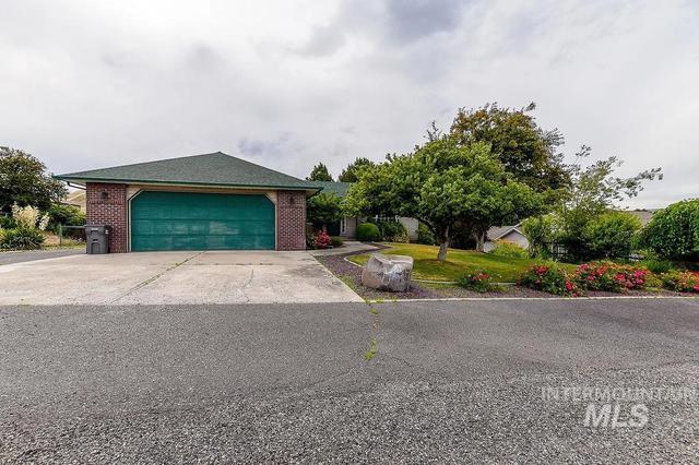 2242 Chukar Ln, Clarkston, WA 99403