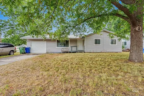 2305 Marlene Cir, Payette, ID 83661 photo 1