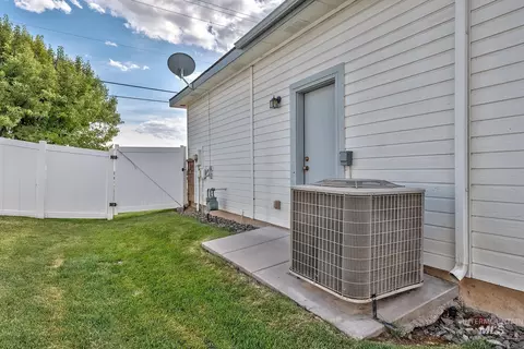 420 W Indianhead, Weiser, ID 83672 photo 38