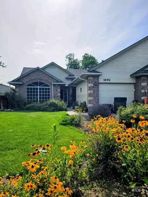 1692 S Goldsmith Ave, Meridian, ID 83642