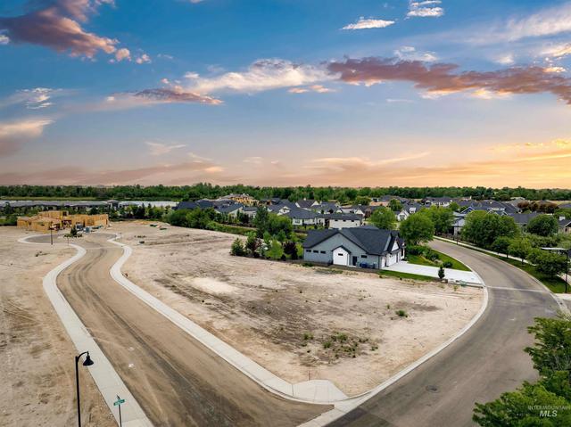 21567 Rabbit Creek Pl, Star, ID 83669