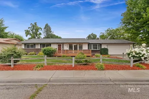 11061 W Gunsmoke St, Boise, ID 83713