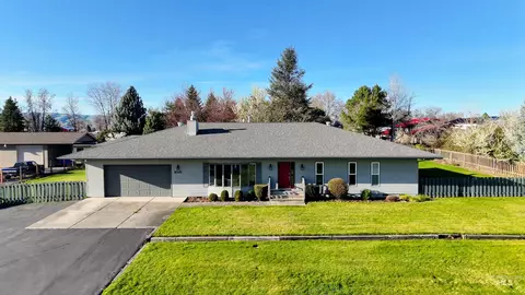 1021 Grelle Ave, Lewiston, ID 83501