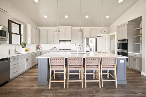 653 W Heikes Ln, Eagle, ID 83616 photo 4
