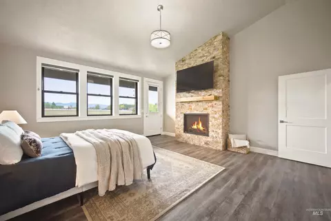653 W Heikes Ln, Eagle, ID 83616 photo 5