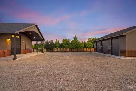 653 W Heikes Ln, Eagle, ID 83616 photo 37