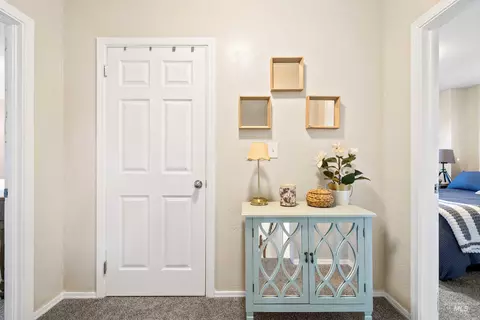 Entry Way - 226 9th Ave N, Buhl, ID 83316 photo 5 of 6