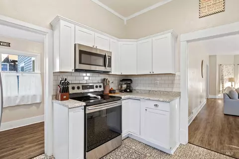 Kitchen - 226 9th Ave N, Buhl, ID 83316 photo 2 of 3
