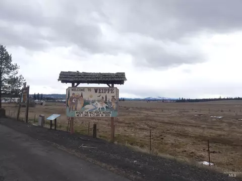 901 W Pierce Ave, Weippe, ID 83553 photo 1