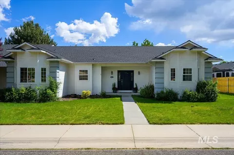 2687 E Alpomado St, Eagle, ID 83616 photo 2