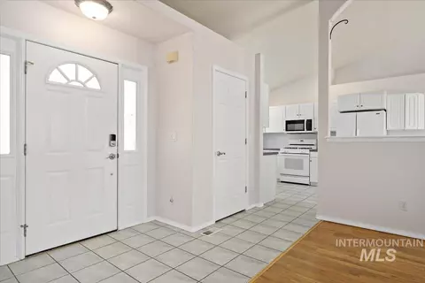 2687 E Alpomado St, Eagle, ID 83616 photo 5
