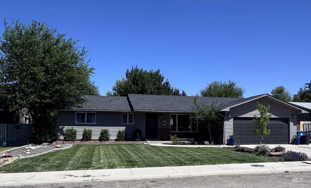 1711 Sandalwood Dr, Caldwell, ID 83605