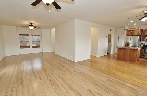 Living - 689 Triumph Dr, Middleton, ID 83644 photo 5 of 5