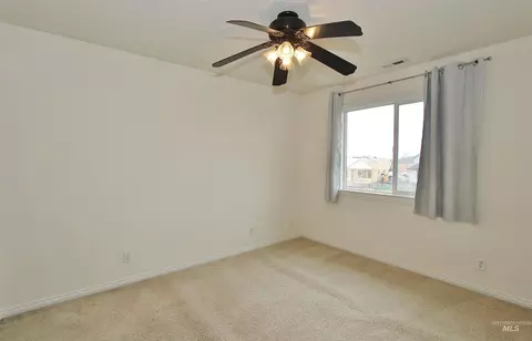 Bedroom - 689 Triumph Dr, Middleton, ID 83644 photo 2 of 3