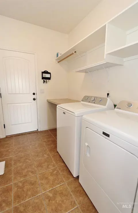 Other - 689 Triumph Dr, Middleton, ID 83644 photo 5 of 6