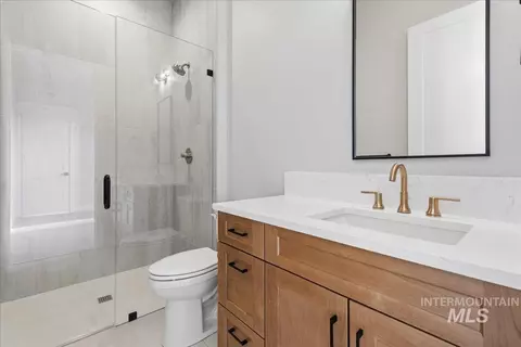 Bath - 7856 W Flathead Lake St #SIERRA MUI GEN - STAGED!, Eagle, ID 83616 photo 4 of 5