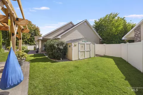 Exterior - 467 Wildrose Loop, Twin Falls, ID 83301 photo 10 of 12