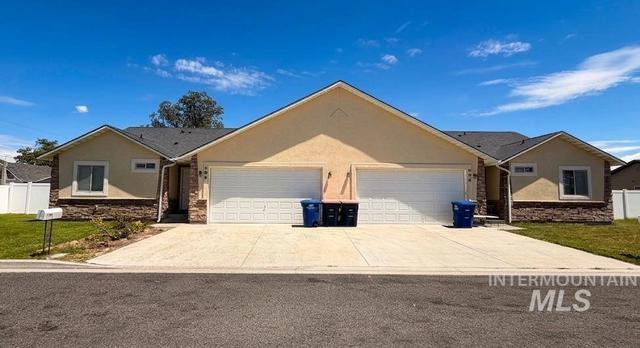 494 Adria Ln, Twin Falls, ID 83301