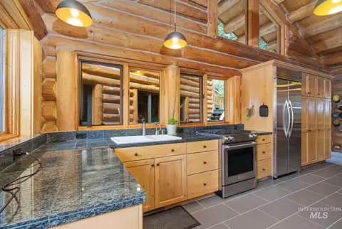 Kitchen - 246 Timberline Rd, Hailey, ID 83333 photo 1 of 3