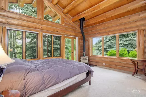 Bedroom - 246 Timberline Rd, Hailey, ID 83333 photo 1 of 4