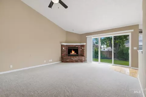 Living - 2247 E Gleneagle Dr, Eagle, ID 83616 photo 2 of 3