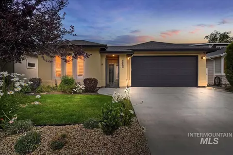 6668 W Hammermill Dr, Boise, ID 83714