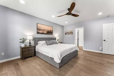 Bedroom - 1660 E Brunswick Dr, Eagle, ID 83616 photo 2 of 7