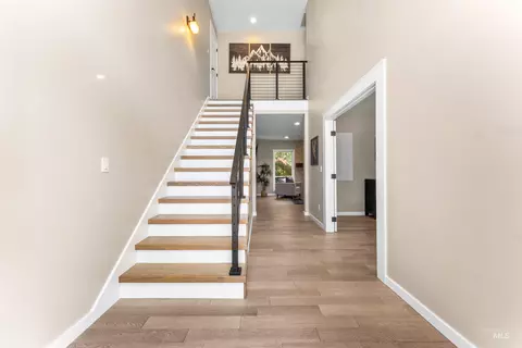 Entry Way - 1660 E Brunswick Dr, Eagle, ID 83616 photo 2 of 2