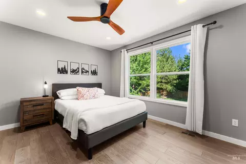 Bedroom - 1660 E Brunswick Dr, Eagle, ID 83616 photo 4 of 7