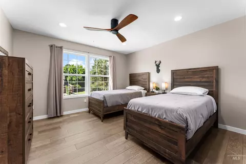 Bedroom - 1660 E Brunswick Dr, Eagle, ID 83616 photo 6 of 7