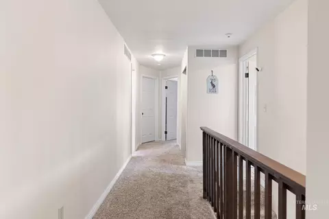 Entry Way - 18338 Pride Ln, Caldwell, ID 83607 photo 4 of 5